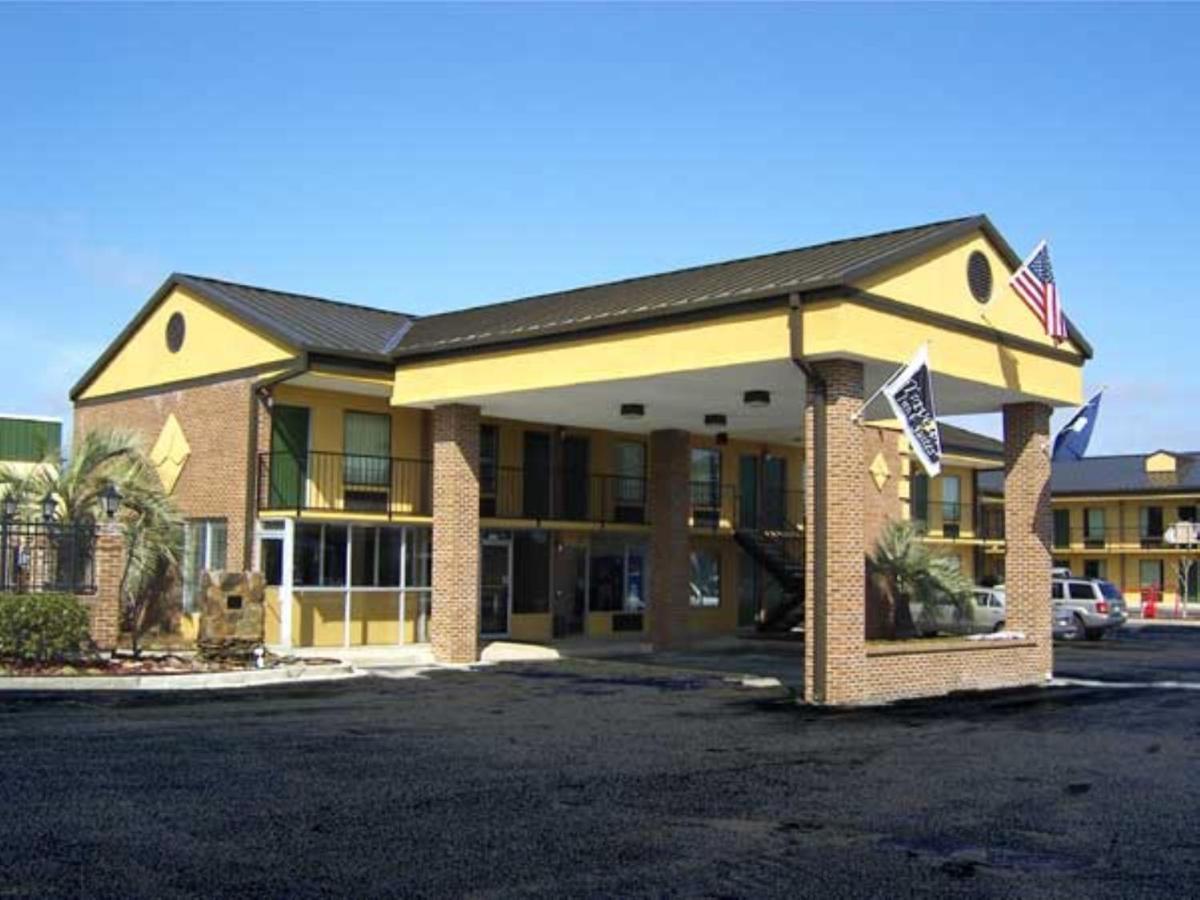 Travelers Inn & Suites Sumter Buitenkant foto